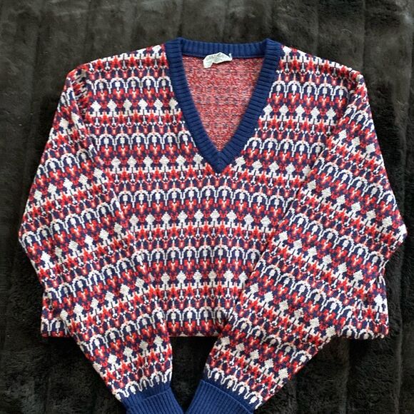 Vintage jaeger lambswool sweater. Size M - Picture 1 of 8